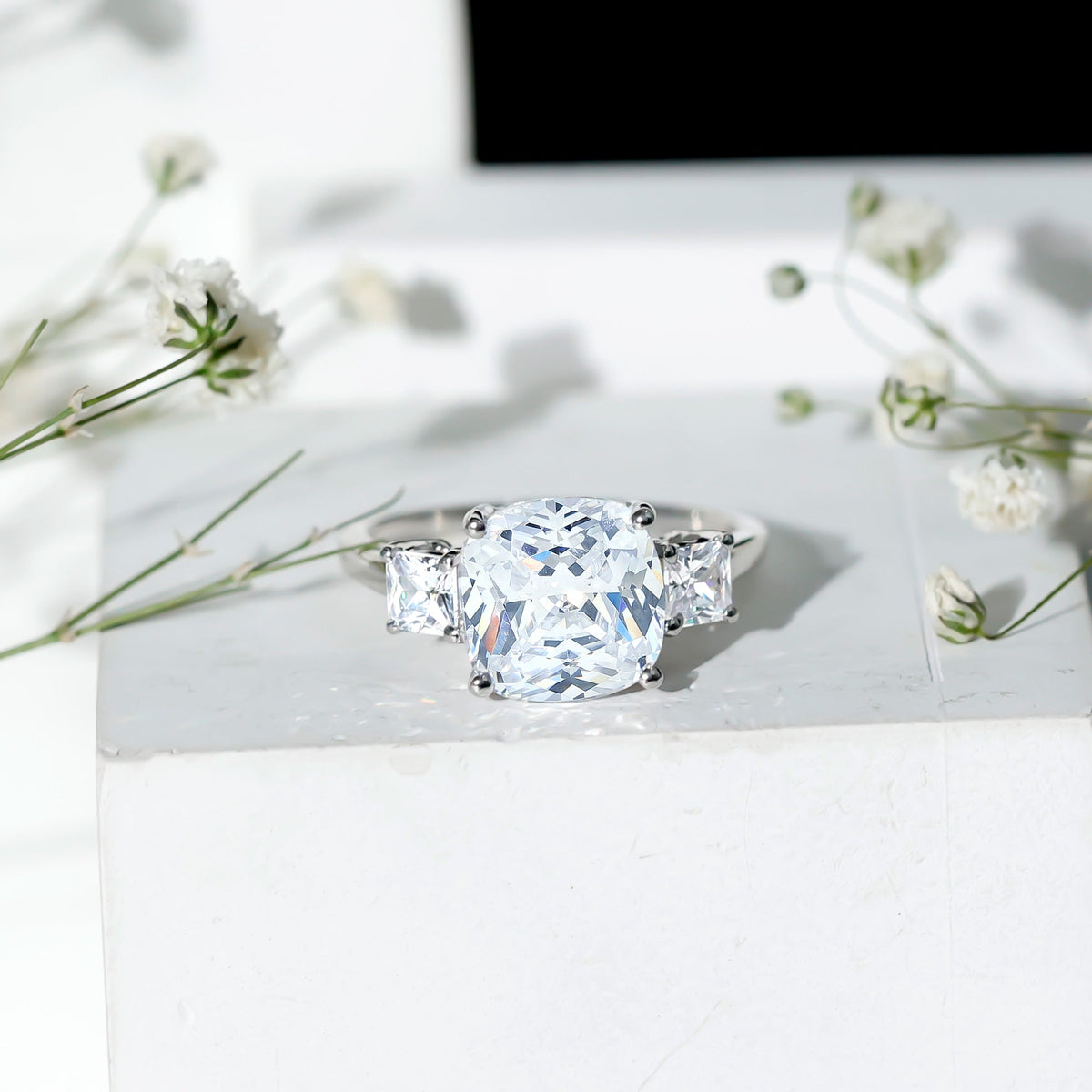 Cushion Cut Zircon Solitaire Engagement Ring with Side Stones