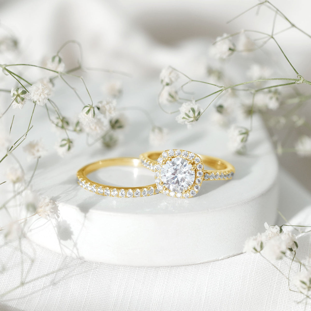 3 CT Round Cubic Zirconia Wedding Ring Set For Bride