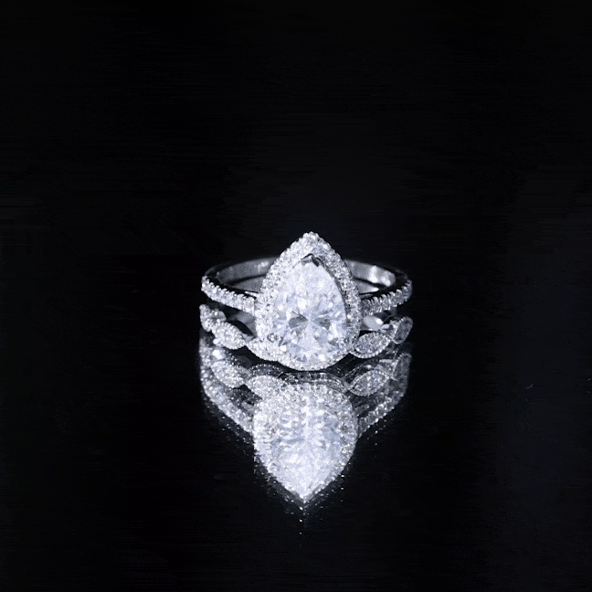 1.49 Carat Cubic Zirconia Teardrop Wedding Ring Set for Women