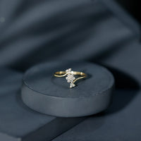 Round Cut Diamond Floral Promise Ring