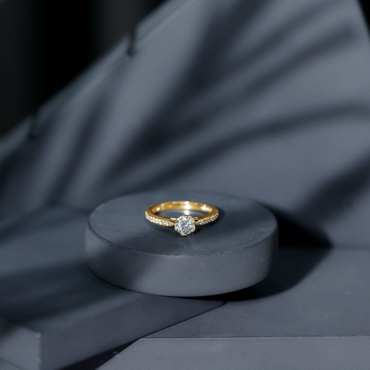 Lotus Basket Set Moissanite Solitaire Engagement Ring for Women