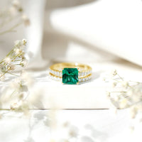 Lab Grown Emerald Princess Cut Engagement Ring with Wedding Band