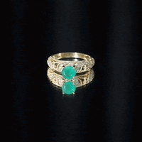 Vintage Looking Emerald and Diamond Engagement Ring for Women