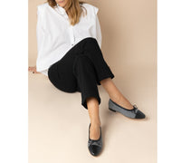 Menina Step Amelie Tweed shoes, handmade in Spain, featuring a stylish tweed fabric and classic design.