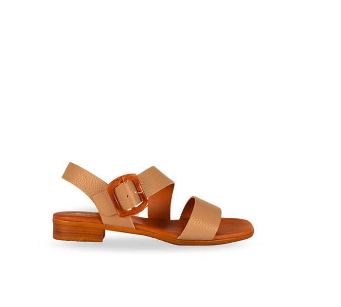 Menina Step Juliette Side Buckle Nude handmade sandal with side buckle detail, in a soft nude color and stylish design.