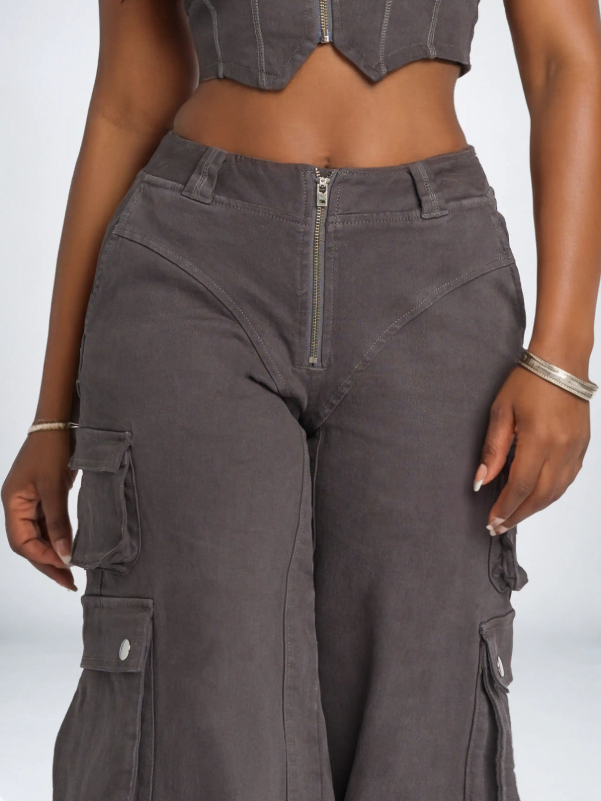 Low-Rise Twill Cargo Pant