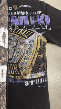 ArnukiClothing oversized cropped streetwear T-shirt with cotton fabric and DTG print, featuring a boxy fit and casual style.