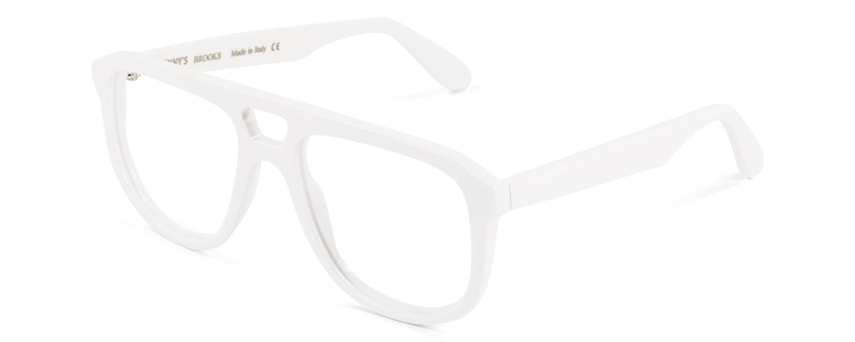 Dark tortoise reading glasses by Brooks from Benny's Eyewear, featuring a stylish frame and clear lenses.