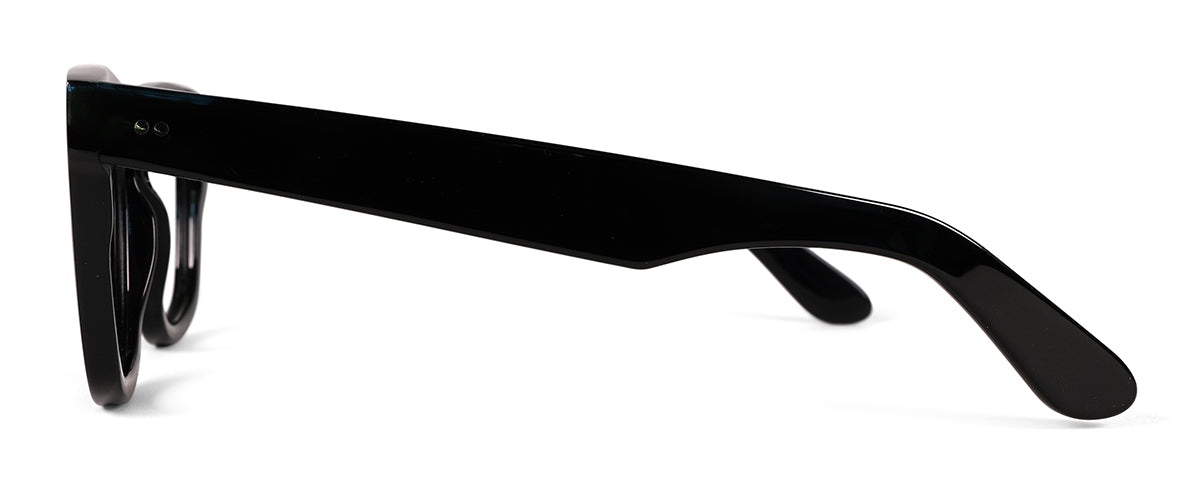 Benny's Eyewear Eddie reading glasses with oreo tortoise frames and 1.00 magnification, showing the stylish design.