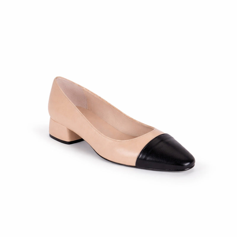Handmade Berta Nude with Black Tip high heel shoe by Menina Step, shown from an angled side view.