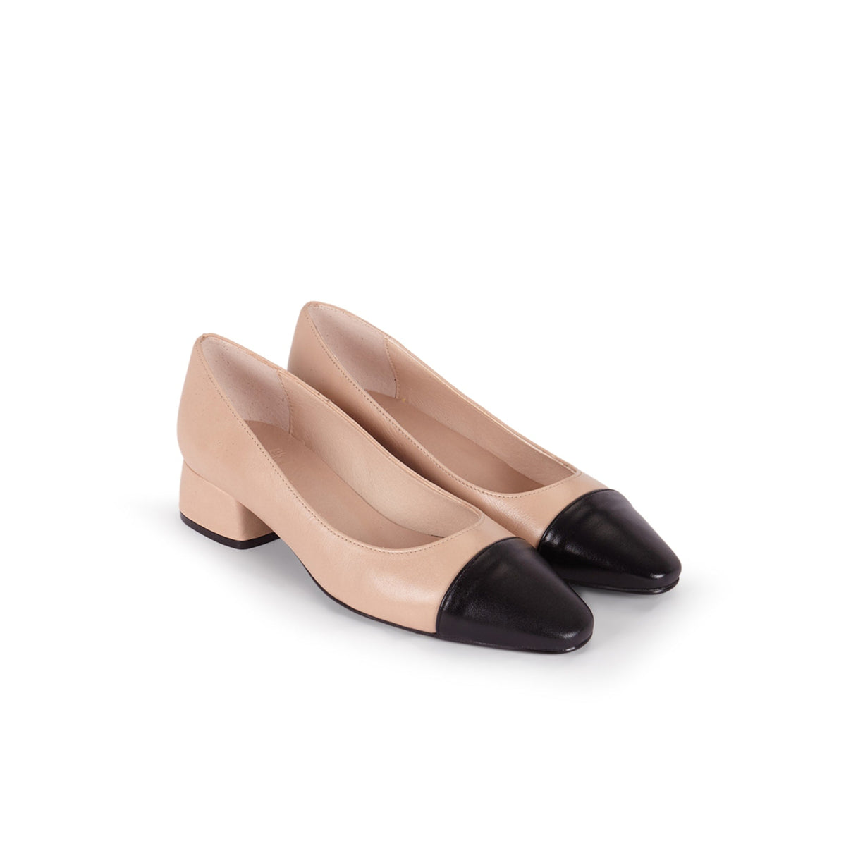 Berta Nude with Black Tip