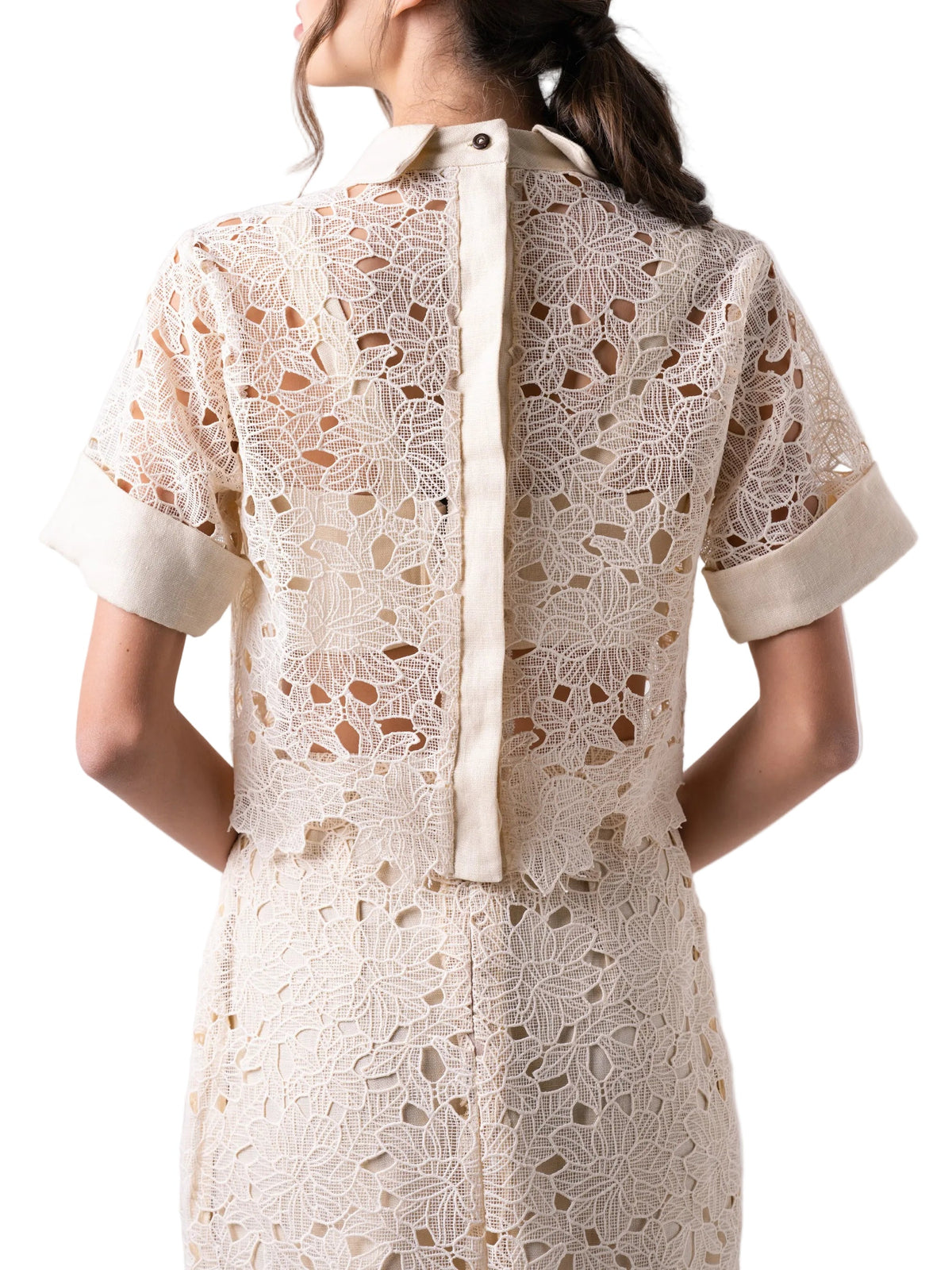 Carolina Sanz Remedios Top in a small size, featuring a stylish design with soft fabric and a modern fit.