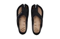 CCILU women's stepping stones caring sandals in charcoal black with a comfortable sandal design, size 8.