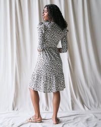 Downeast New Romance Dress in XS with pretty petal pattern, featuring a flowy dress design and soft fabric for a romantic look.