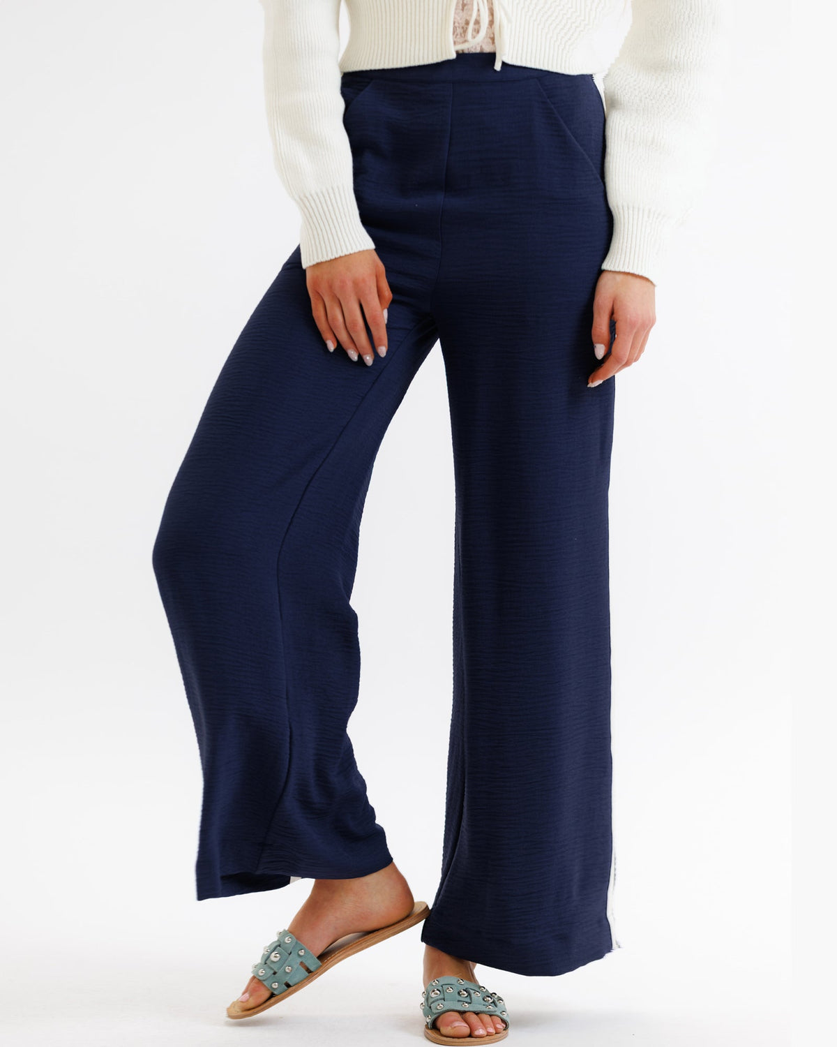 Downeast Parisian Pant in XS peacoat, stylish pants with a tailored fit and classic design for everyday wear.