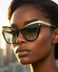 Exclusive Eyes MISS KITTY product image showing a stylish, modern accessory with a sleek design and elegant details.