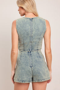 Flying Tomato Sweet Detail Denim Skort, casual shorts with front button and pocket details, in classic denim fabric.