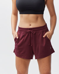 Goal Five G5 Advance 4.5-inch knit shorts in merlot color, featuring a comfortable fit and stylish design.