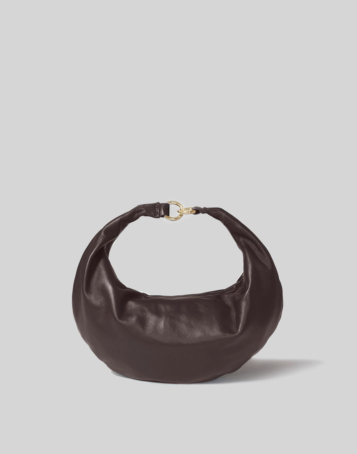 HYER GOODS Ring Bag hobo bag in chocolate with circular handle and spacious interior, stylish and versatile for everyday use.