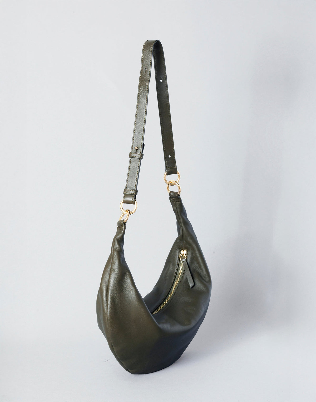 HYER GOODS Ring Bag hobo bag in olive nappa leather with round ring handle and sleek design.