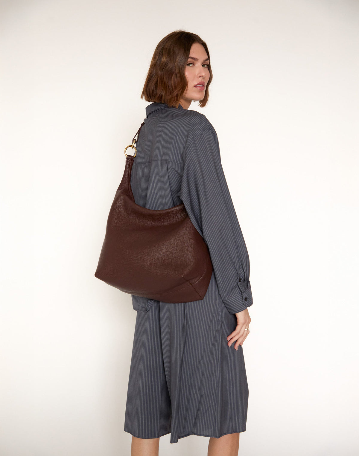 Brown HYER GOODS Hobo Ring Bag with crossbody strap, stylish and spacious hobo bag for everyday use.