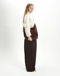 HYER GOODS Hobo Ring Bag in chocolate suede, stylish hobo bag with a rounded shape and adjustable strap, casual accessory.