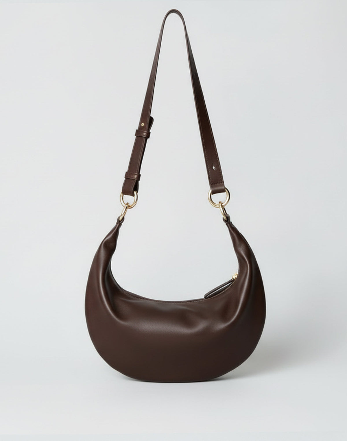 HYER GOODS Piccola Ring Bag hobo bag in dark chocolate and nappa leather with circular handle and minimalist design