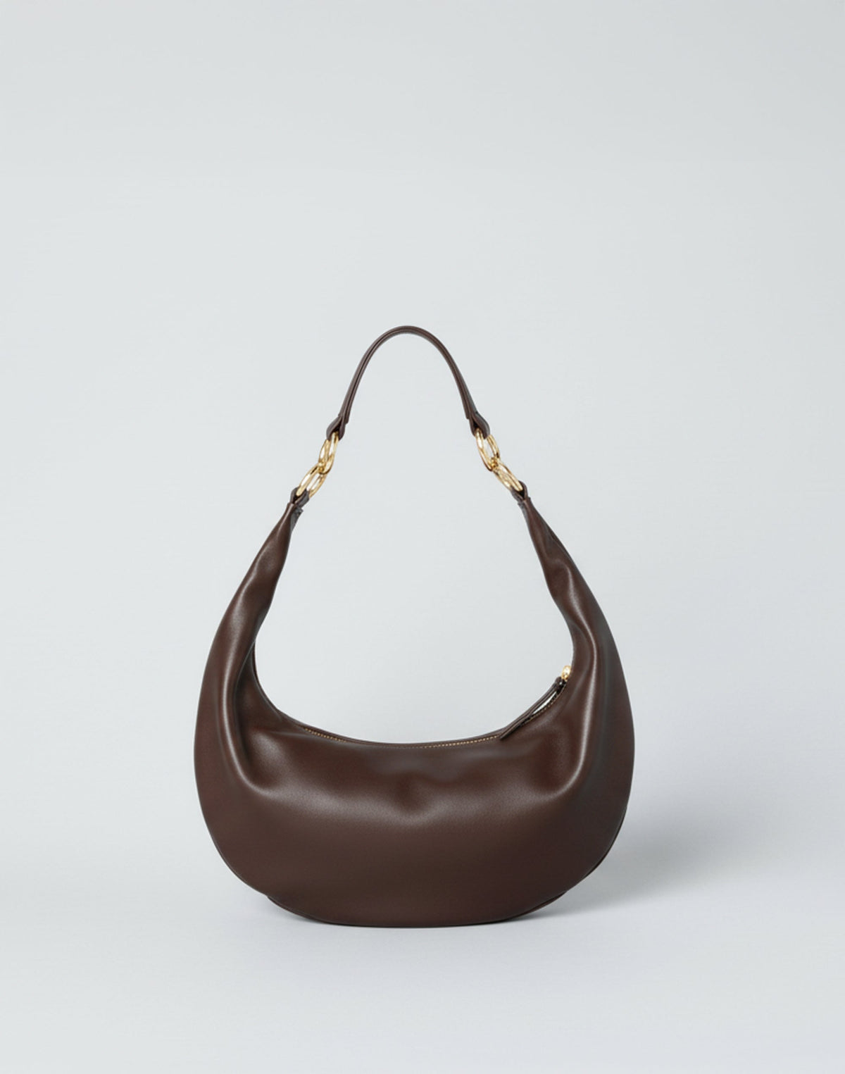 HYER GOODS Piccola Ring Bag, dark chocolate and nappa leather hobo bag with ring handle, stylish and compact for everyday use
