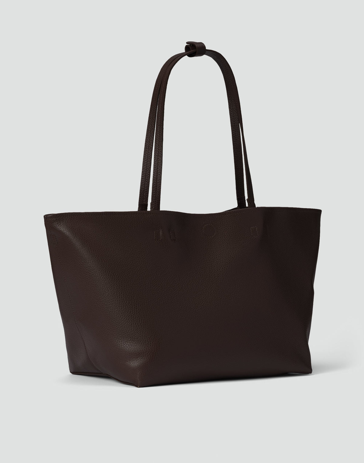 Dark chocolate HYER GOODS Mercato Tote Bag with soft leather handles and spacious interior for everyday use.