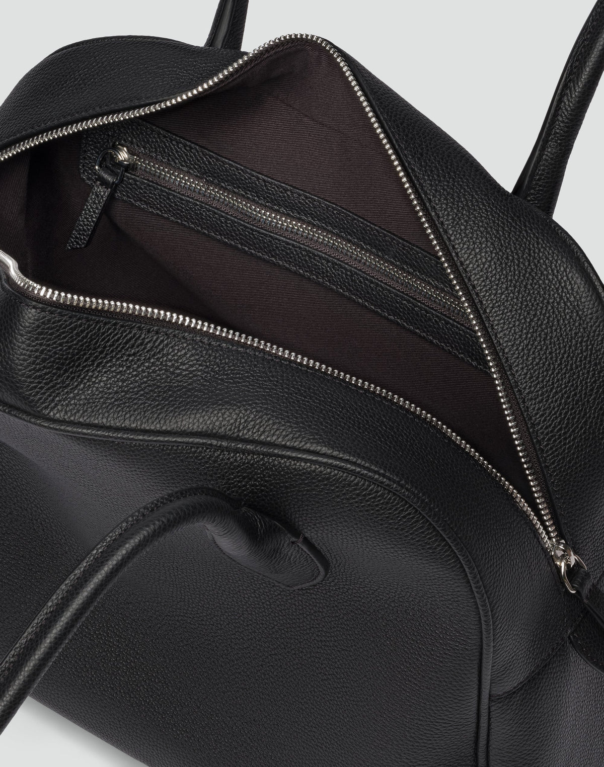 HYER GOODS La Autostrada tote bag in black and silver with sleek design and sturdy handles, perfect for daily use.