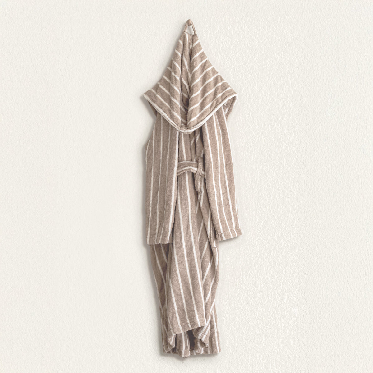 Dusk white Italic Ultraplush Australian Cotton Bathrobe displayed on a hanger, showcasing soft, plush fabric and comfortable fit.