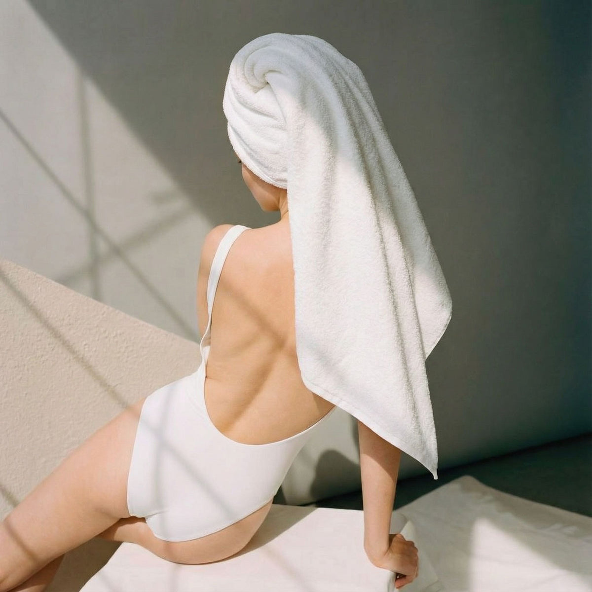 Set of two Italic Ultraplush Australian Cotton Bath Towels, soft and absorbent for home use.