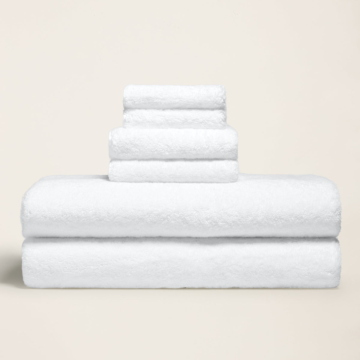 Set of two Ultraplush Australian cotton bath towels by Italic, soft and plush for home use in a modern bathroom setting.