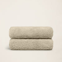 Set of two Italic Ultraplush Australian Cotton Bath Towels with soft, plush texture, perfect for luxurious home bath use.