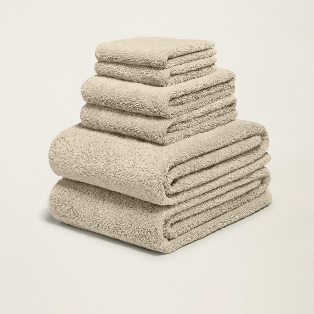 Set of two Italic Ultraplush Australian Cotton Bath Towels with soft, plush texture for home use.