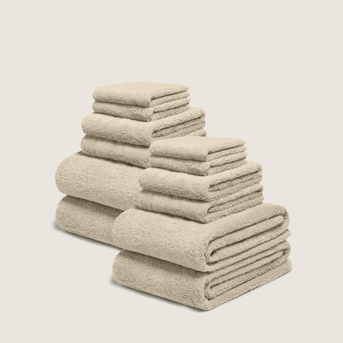 Set of two Italic Ultraplush Australian Cotton Bath Towels with soft, absorbent fabric, perfect for home use.