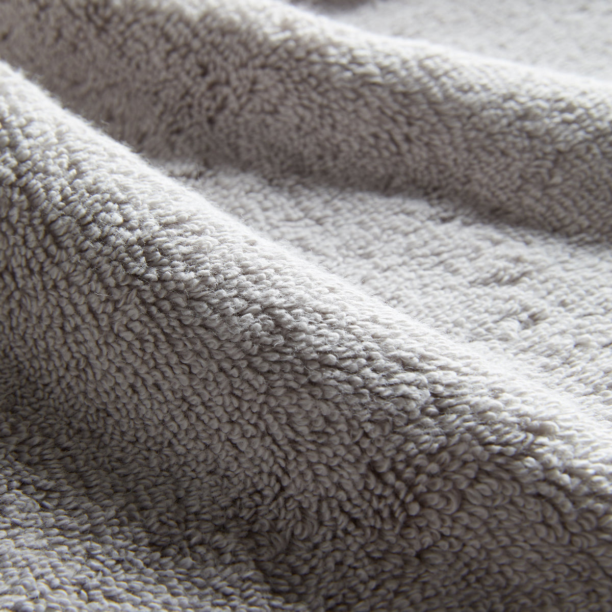 Set of two Italic Ultraplush Australian Cotton Bath Towels with soft, plush texture for luxurious home bath use.