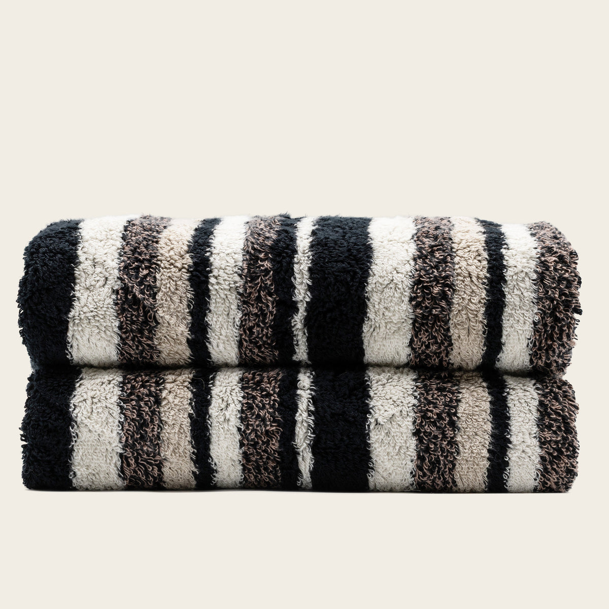 Set of two Italic Ultraplush Australian Cotton Bath Towels with soft, plush texture for luxurious home bath use.