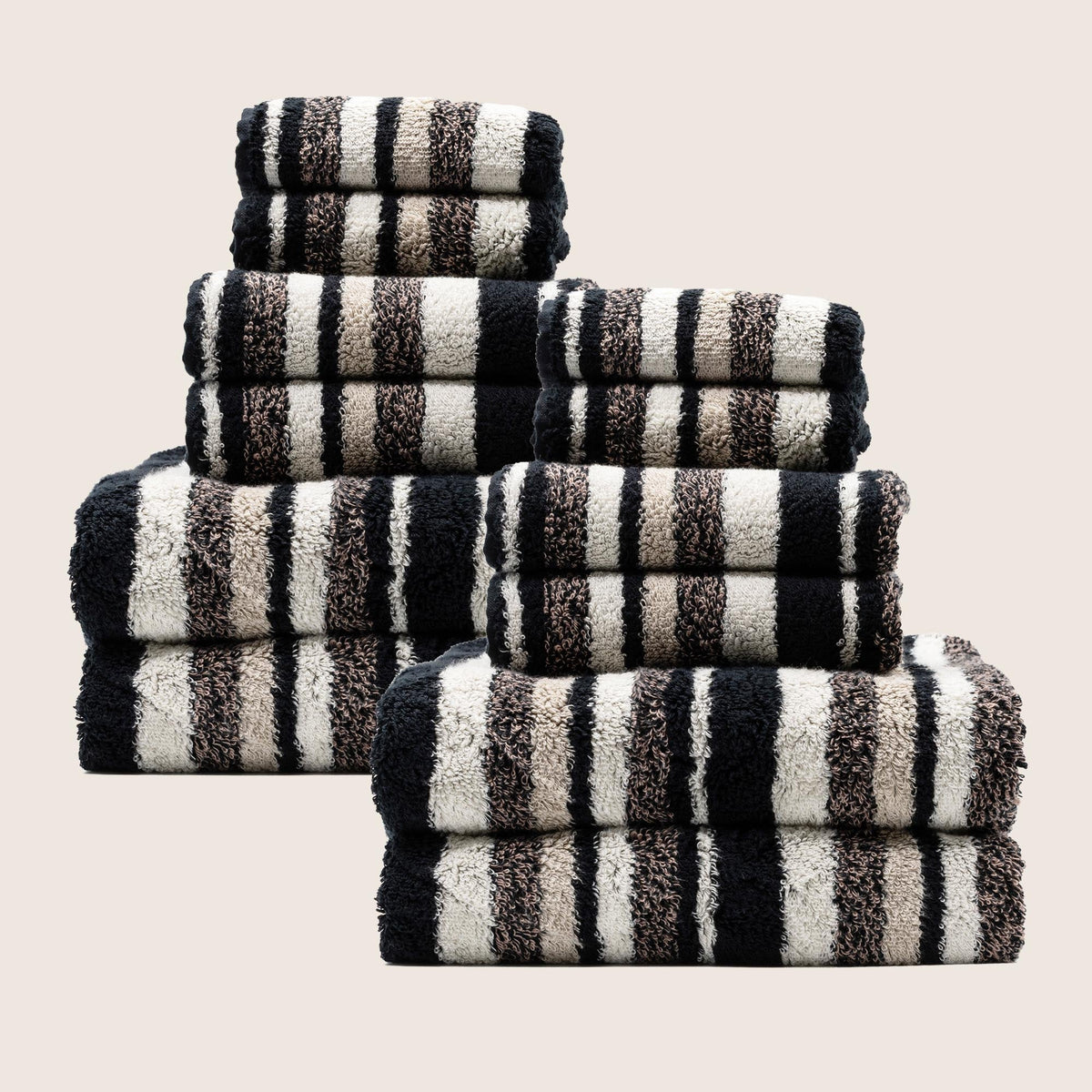 Set of two Italic Ultraplush Australian Cotton Bath Towels, soft and absorbent for home use.