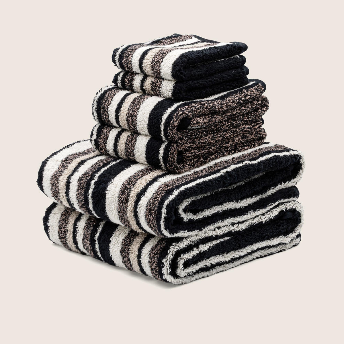 Set of two Italic Ultraplush Australian Cotton Bath Towels, soft and absorbent, shown in a bathroom setting.