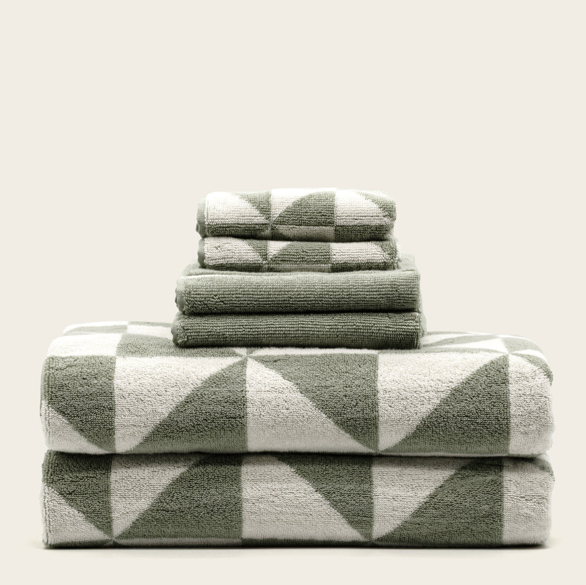 Set of two Italic Umbra bath washcloths in sage and ecru, soft home towels for everyday bathroom use