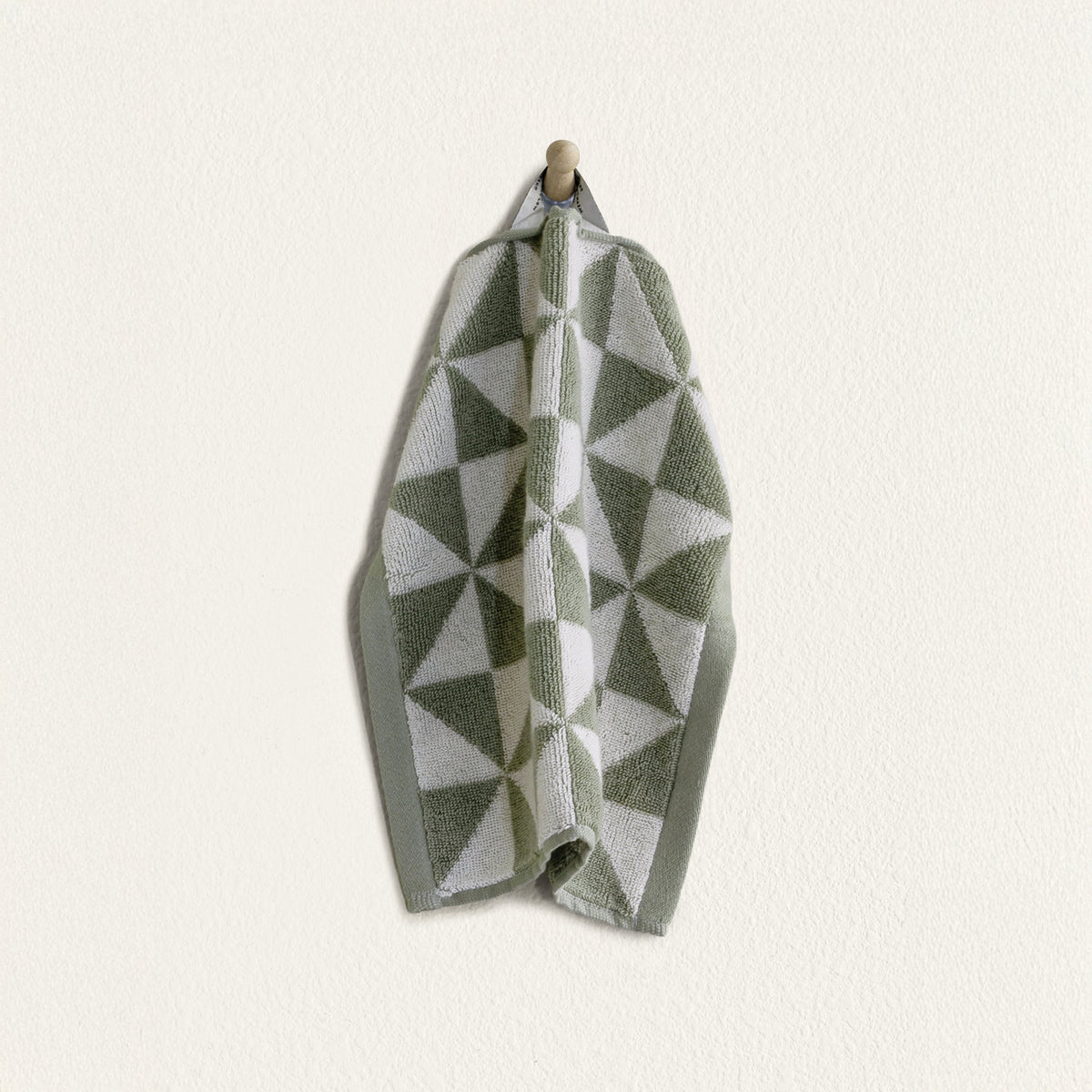 Set of two Italic Umbra bath towels in sage and ecru, soft and plush home bath towels for everyday use.