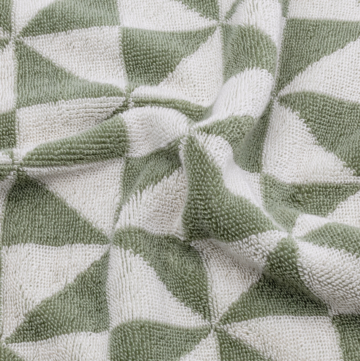 Set of two Italic Umbra bath washcloths in sage and ecru, soft home towels for bath and hand use.