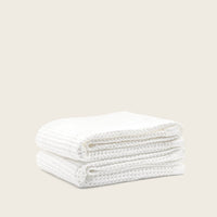 Set of two white Sedona waffle towels for bathroom, soft and absorbent bath cloths from Italic's home collection.