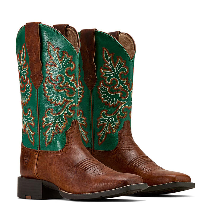 Ariat Women's Round Up Western Boot with wide square toe and StretchFit design, black leather, and Western-style stitching.