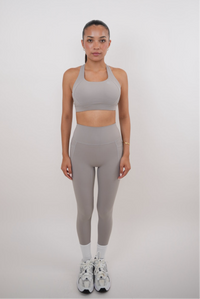 KIMITH BRAND I Am Glowing Frosty Gray quick-dry butter leggings, close-up of smooth, stretchy fabric with a fitted design.