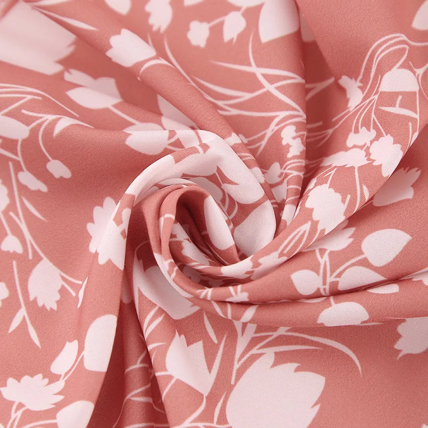 Women’s 3-piece floral pajama set by Loran, cozy autumn sleepwear and loungewear with a floral print and comfortable fit.