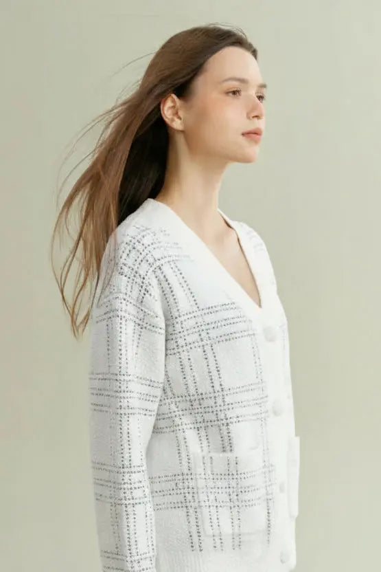 Loran women's 2-piece pajamas set with casual sleepwear design, featuring soft fabric and relaxed fit for comfortable nightwear.