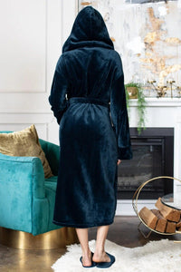 Women’s plush hooded robe by Lotus Linen, soft grey spa-inspired robe with a cozy hood, perfect for relaxing at home.