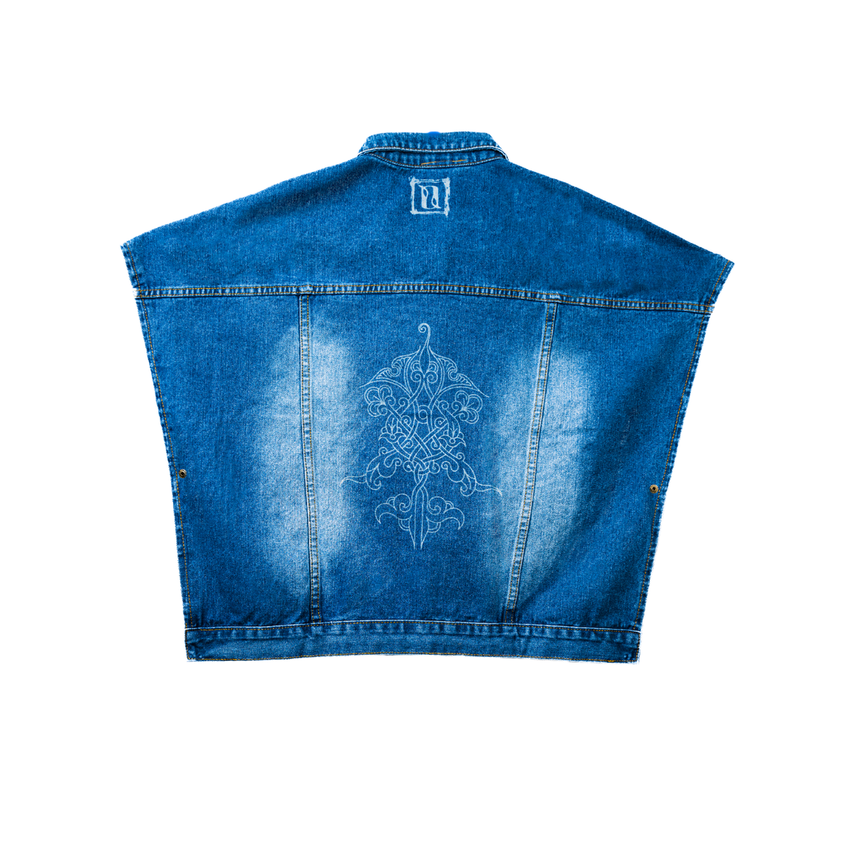 Lusanet Collective sleeveless loose denim jacket, casual jeans jacket with relaxed fit and frayed edges, front view.